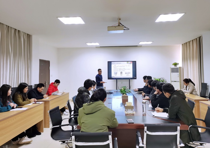 產(chǎn)品知識(shí)培訓(xùn)會(huì).jpg 產(chǎn)品知識(shí)培訓(xùn)會(huì).jpg