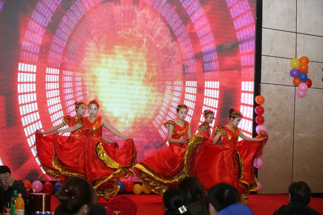 安徽得潤(rùn)電氣2016迎新晚會(huì)(m.atycy.com)全國統(tǒng)一客服熱線:400-0551-777 安徽得潤(rùn)電氣2016迎新晚會(huì)(m.atycy.com)全國統(tǒng)一客服熱線:400-0551-777