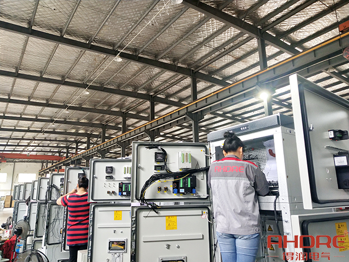 進行MVnex中壓柜的二次接線-官網(wǎng).jpg 進行MVnex中壓柜的二次接線-官網(wǎng).jpg