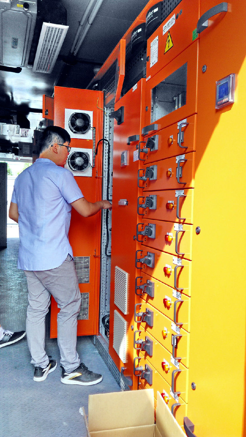 施耐德智能低壓開關(guān)柜blokset 400-128-7988 施耐德智能低壓開關(guān)柜blokset 400-128-7988