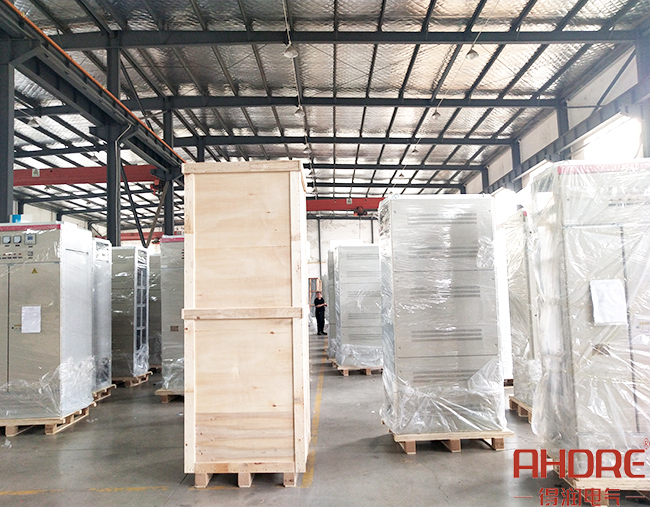 加納項目的GGD低壓配電柜出貨圖.jpg 加納項目的GGD低壓配電柜出貨圖.jpg